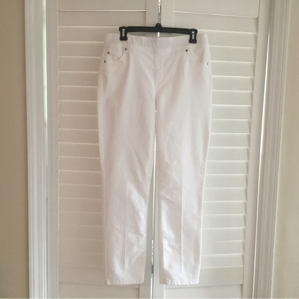 Kim Rogers White Denim Jeans size 8- GREAT FITTING & COMFY